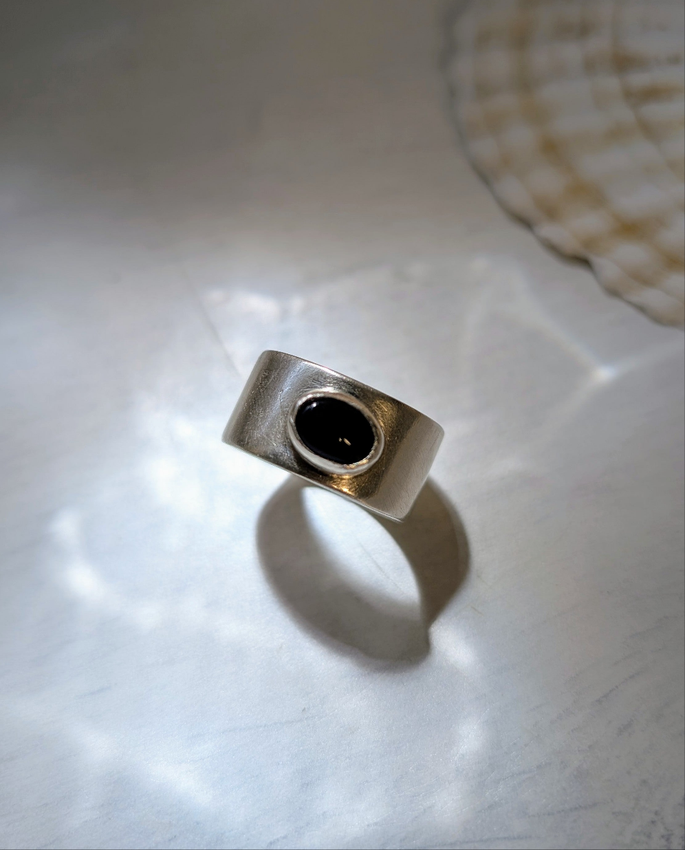 THE CAVERN RING