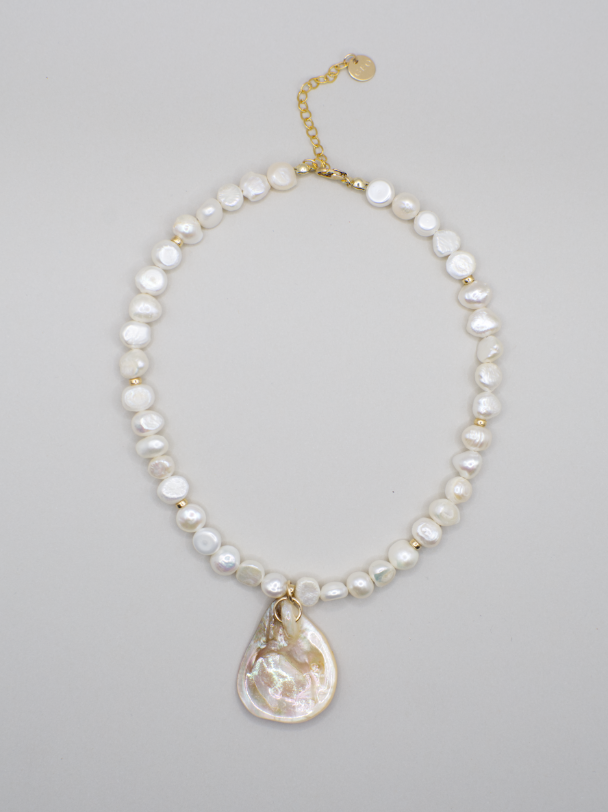 Mara Choker Necklace