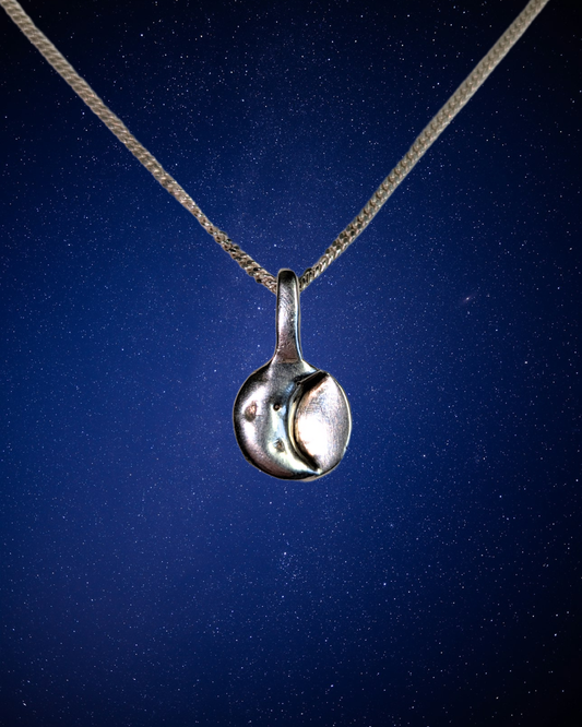 CRESCENT MOON NECKLACE