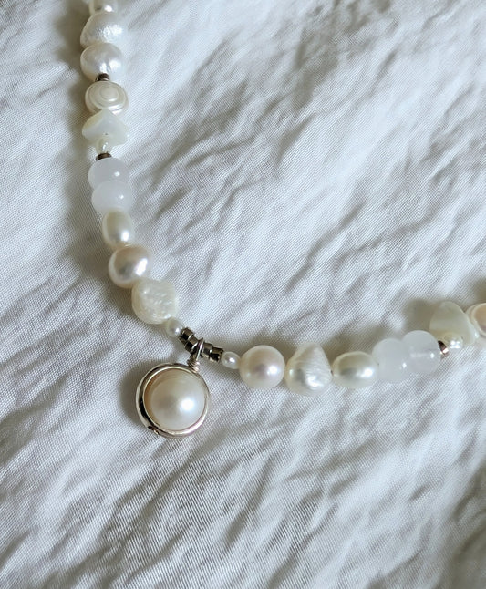 LaLune Necklace